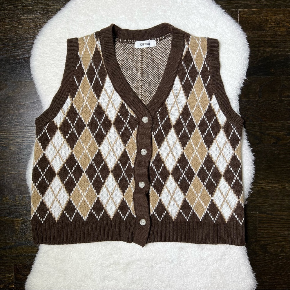 Oil Rice Brown Argyle Button Front Sweater Vest Large